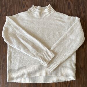 Uniqlo - Soufflé Yarn Mock Neck Sweater - Cream